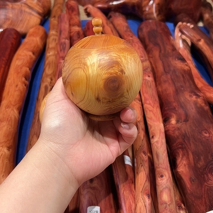 木太行崖柏老料茶叶罐9.3x7.5厘米