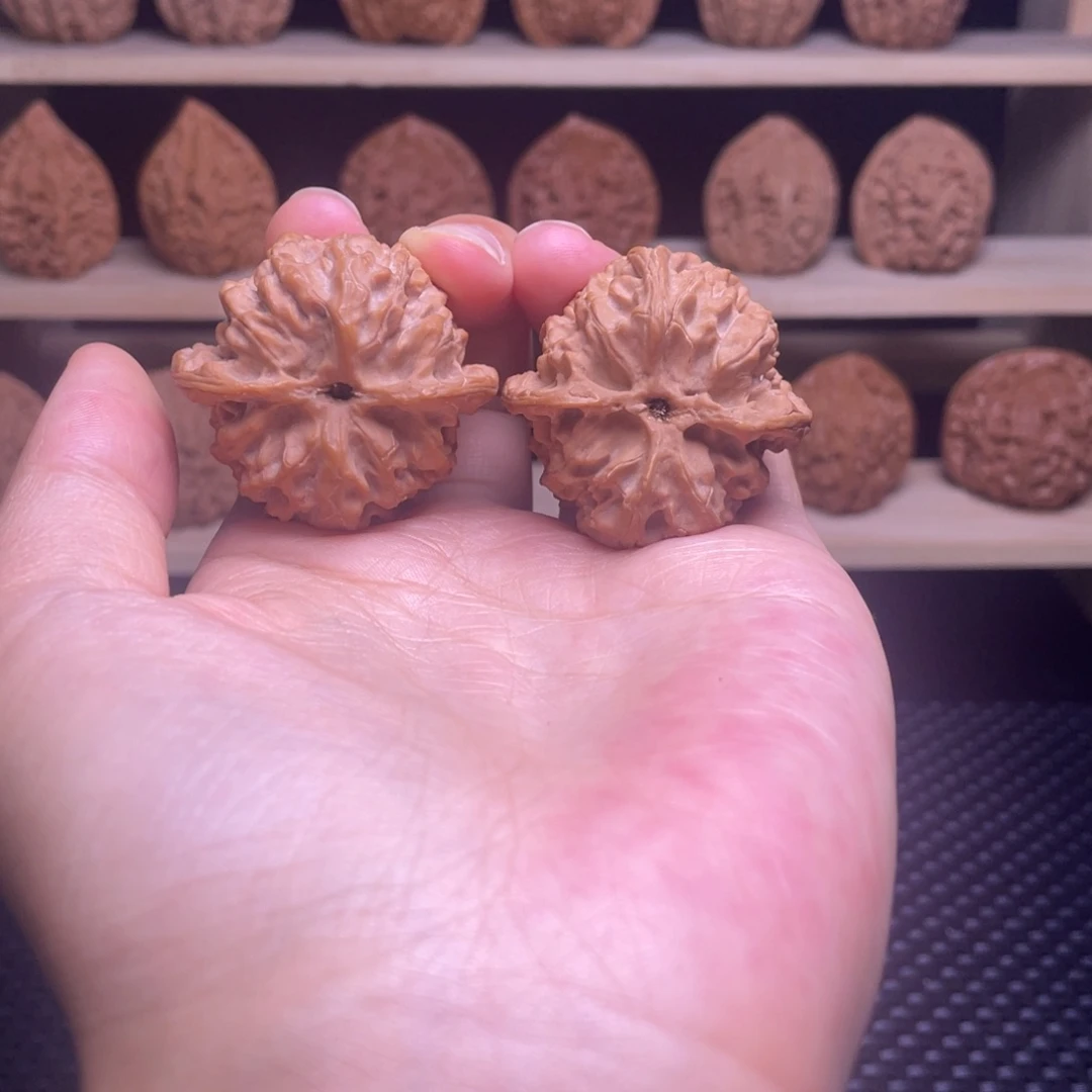 文玩核桃吊坠全品苹果园正园型38尺十字底