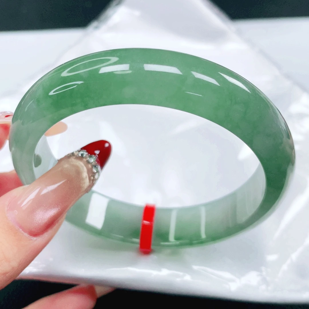 翡翠未镶嵌手镯57.58