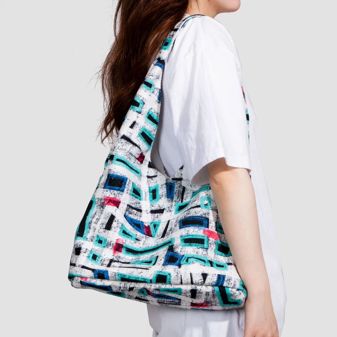 无则艺小众简约线条加时尚百搭轻便夏季印花多口袋插兜包