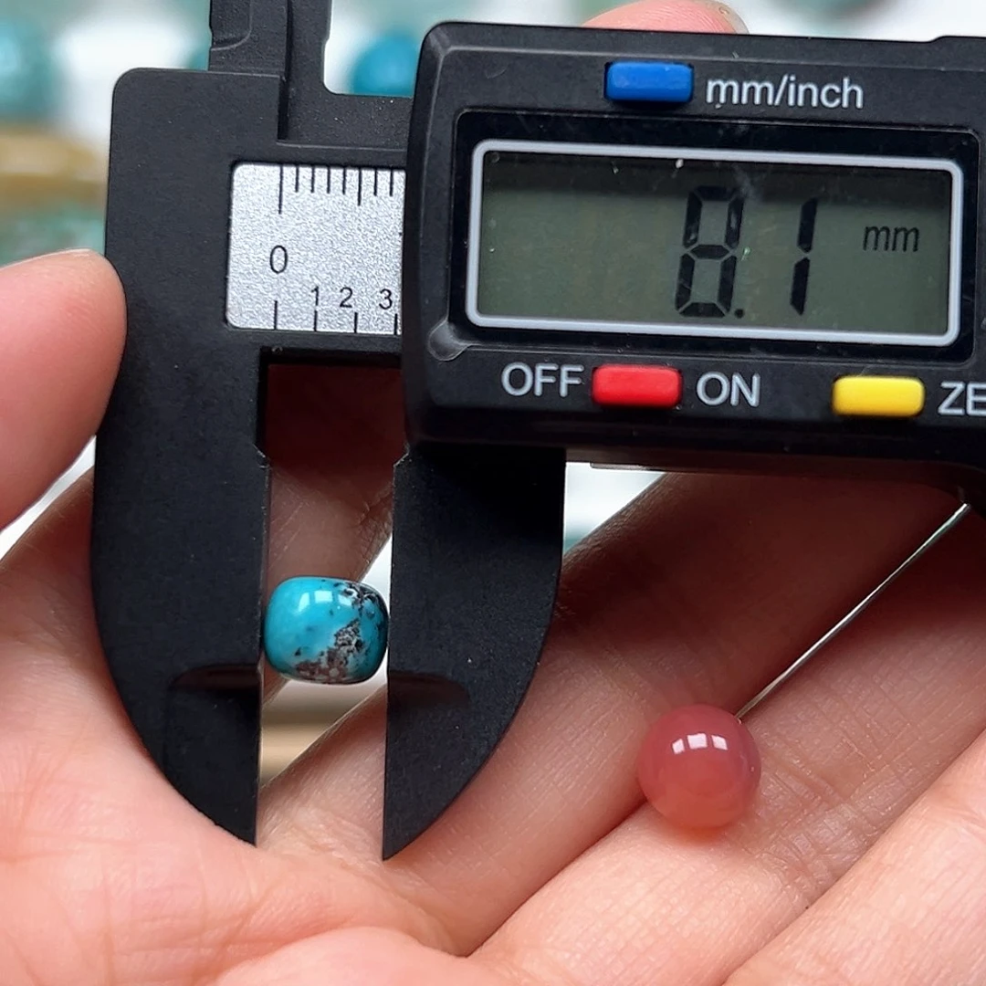 南红玛瑙未镶嵌珠宝奇石