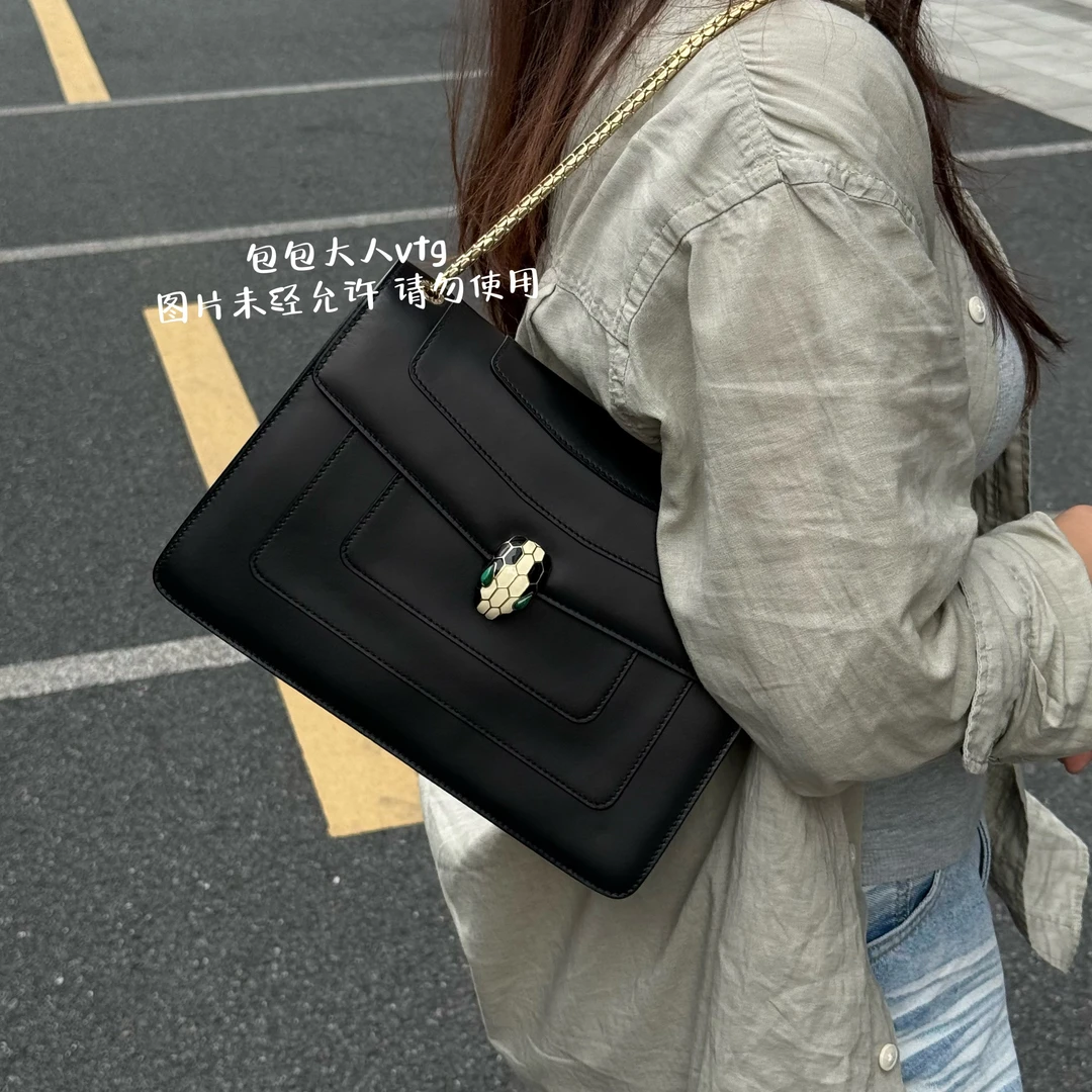95新 BVLGARI/宝格丽 芯片款黑色中号风琴单肩包