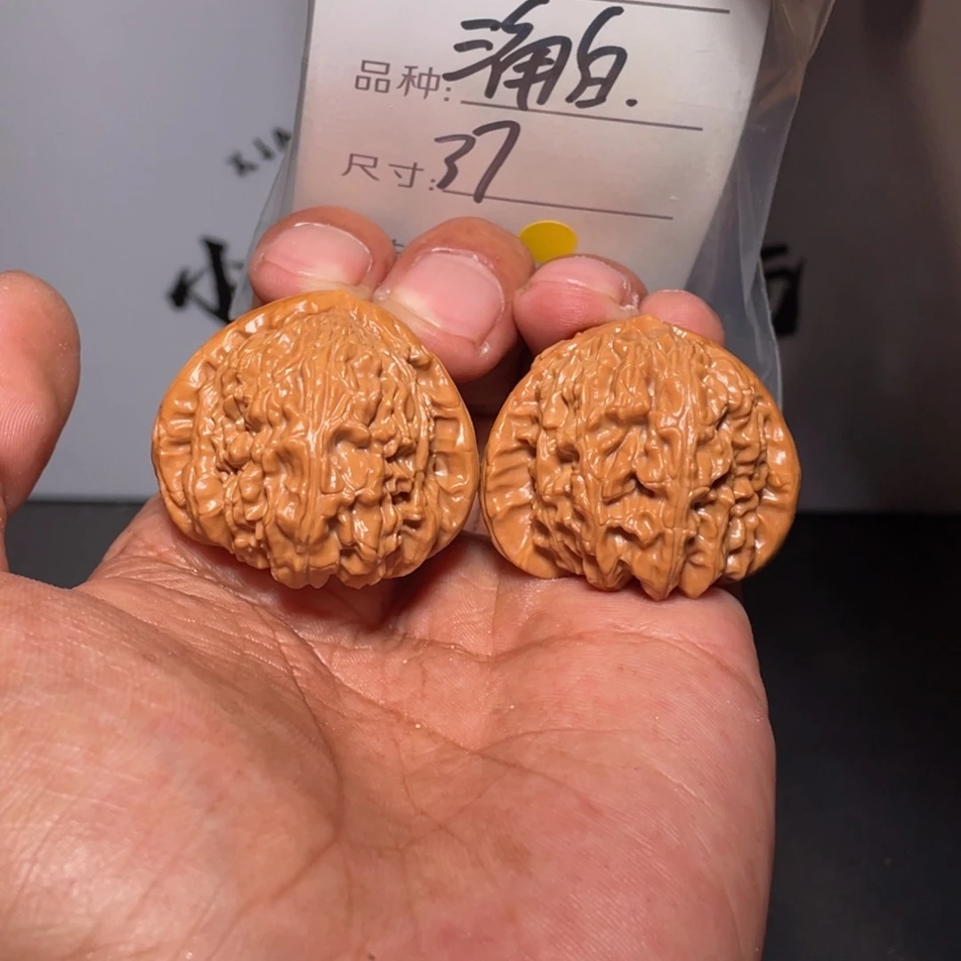 文玩核桃吊坠文玩核桃