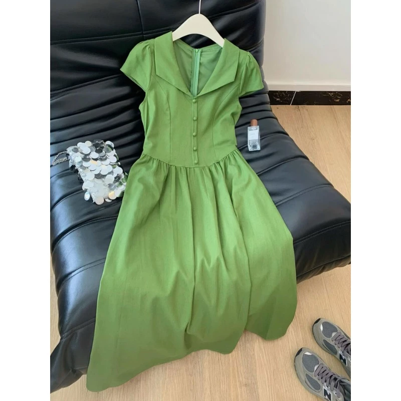 绿色连衣裙子女夏2025新款今年流行爆款独特漂亮掐腰长裙大方得体