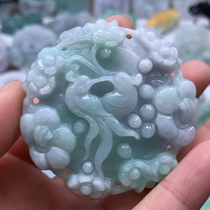 翡翠未镶嵌颈饰花开富贵两面工艺福利