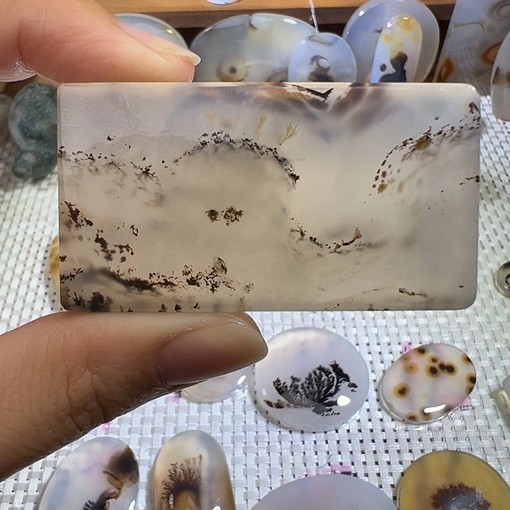 玛瑙/玉髓未镶嵌颈饰