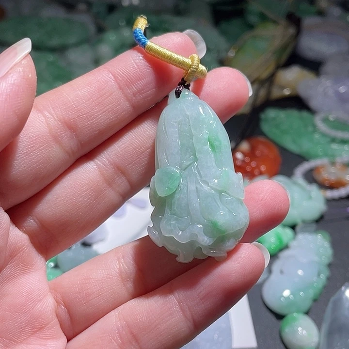 颈饰未镶嵌翡翠天