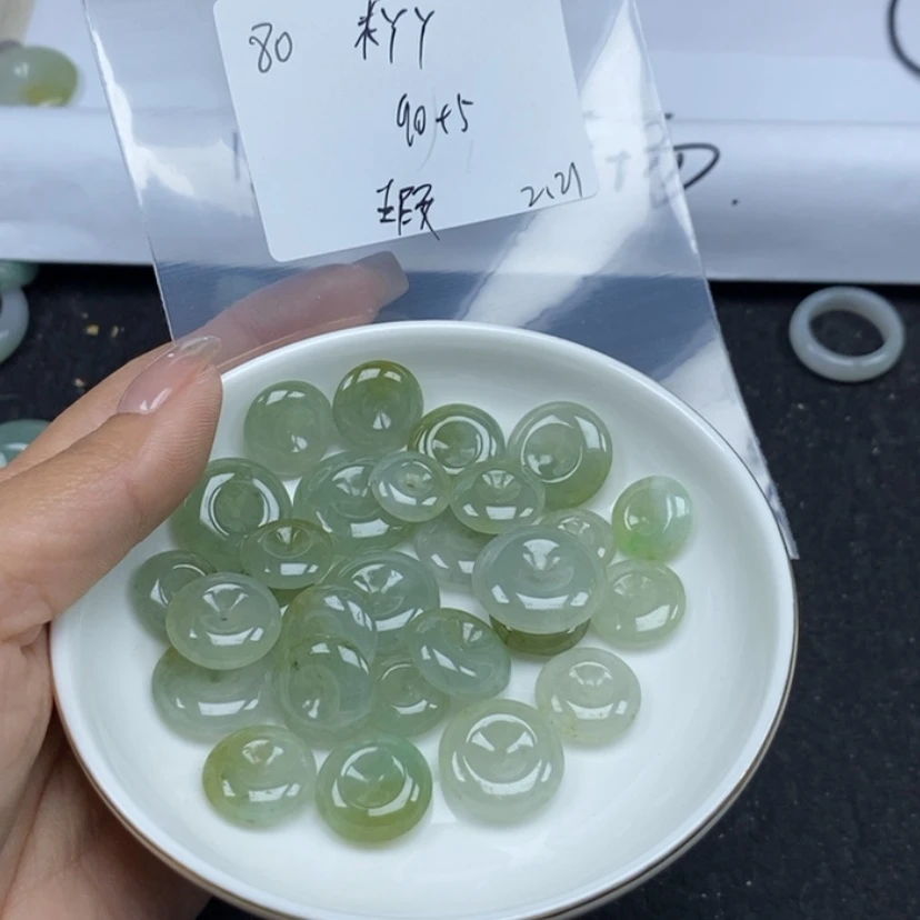 【闪购商品】翡翠颈饰未镶嵌林*丫