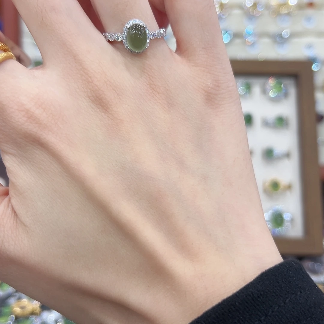 故***渊岫玉银S925镶嵌戒指