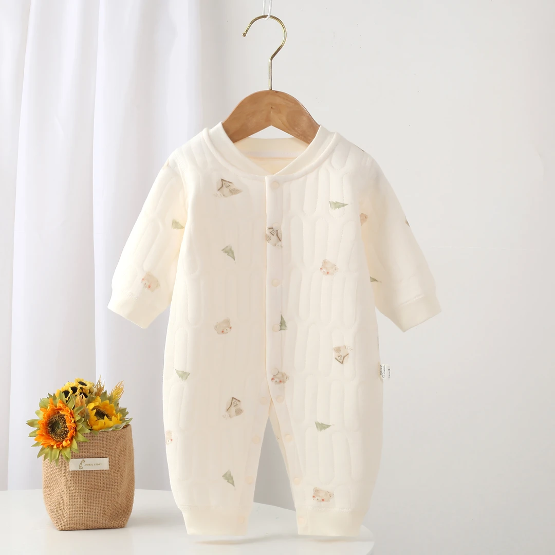 婴儿春秋季保暖纯棉连体衣舒适柔软爬服新生儿卡通印花连体衣长袖