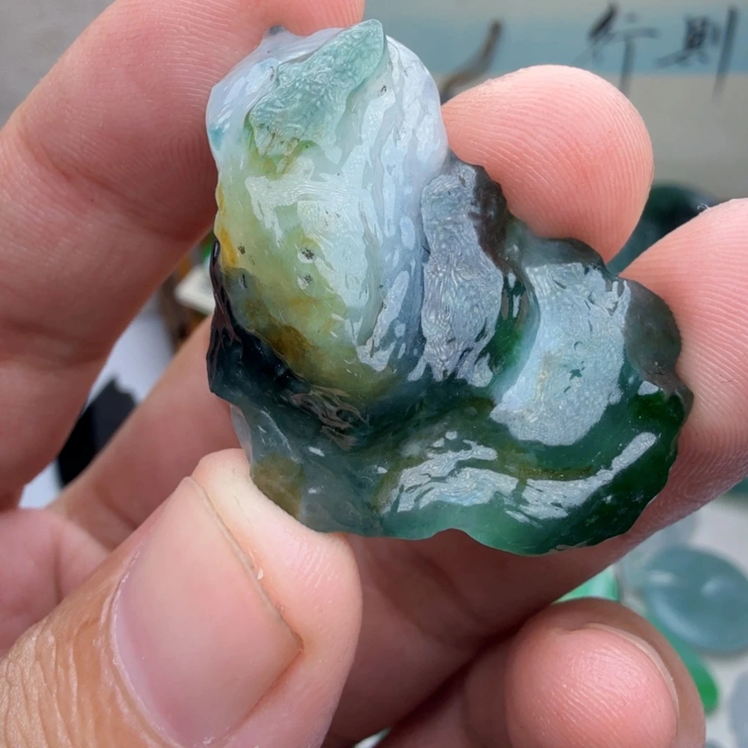 老***掰定制翡翠未镶嵌不包工