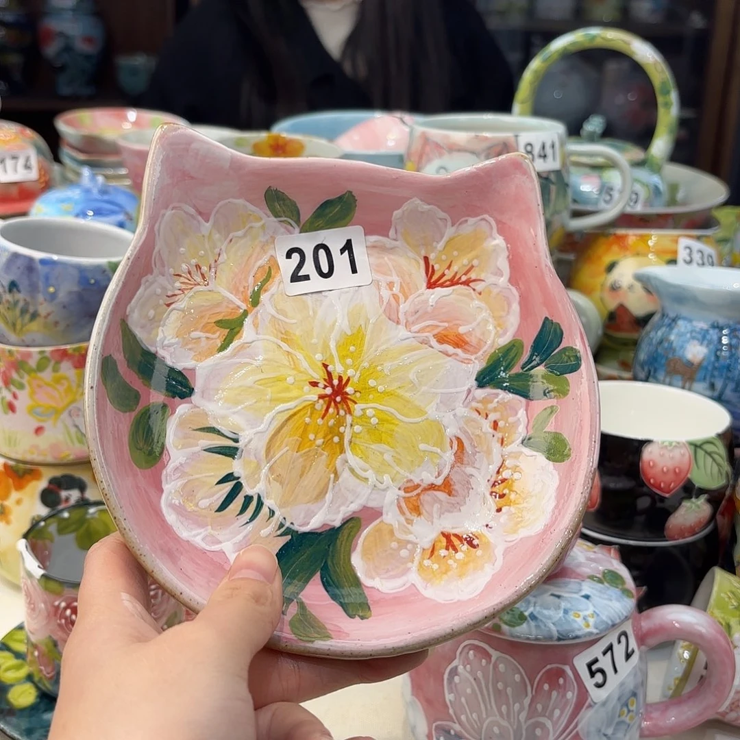 瓷片天*蓝兔兔。兔兔好帅