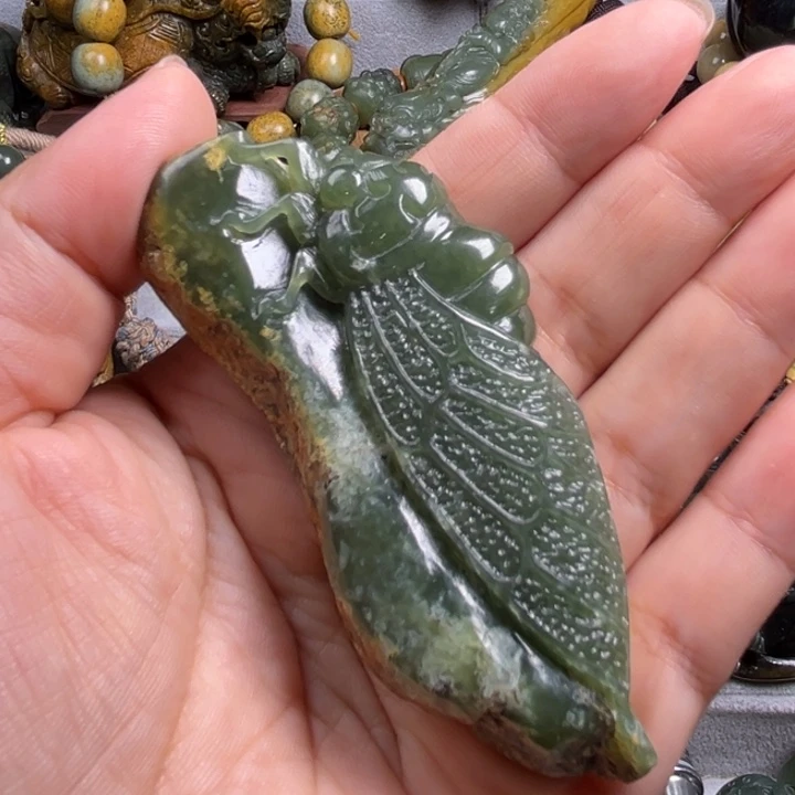 未镶嵌岫岩河磨玉（透闪石质玉）把件翟*