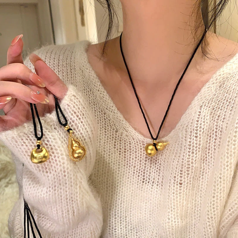 铜合金布艺项链 葫芦小胖福吊坠编织绳项链女复古百搭颈链毛衣链