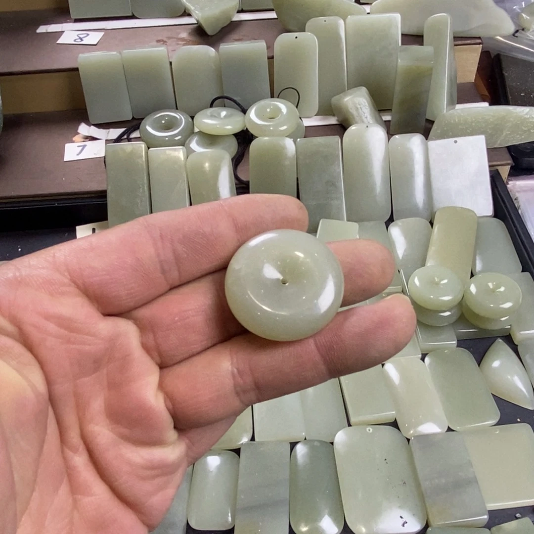 颈饰未镶嵌和田玉皖*029