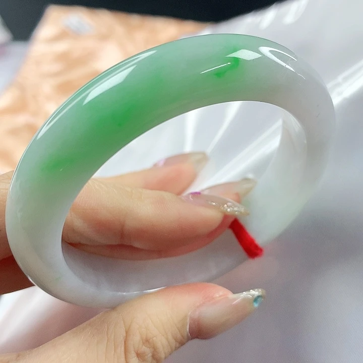 未镶嵌手镯翡翠，949