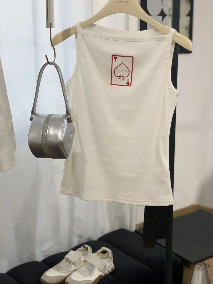 白色针织无袖背心 百搭休闲