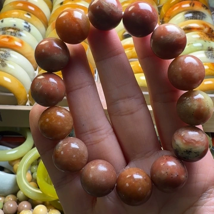 蛇纹石玉手串未镶嵌午**香
