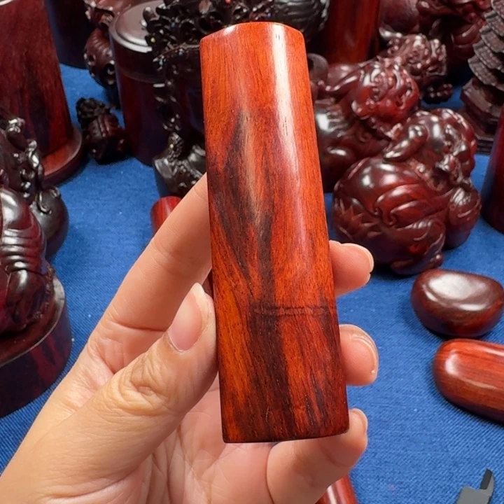 紫檀木类成套家具