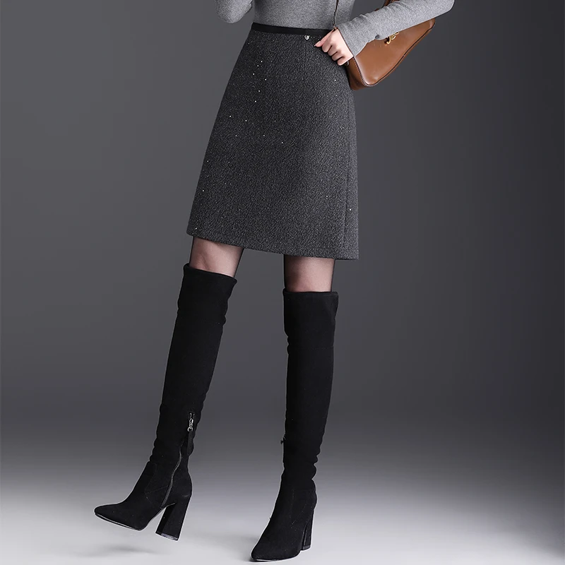 包臀裙显瘦烫钻毛呢半身裙女2025秋冬新款小个子加厚一步裙短裙冬