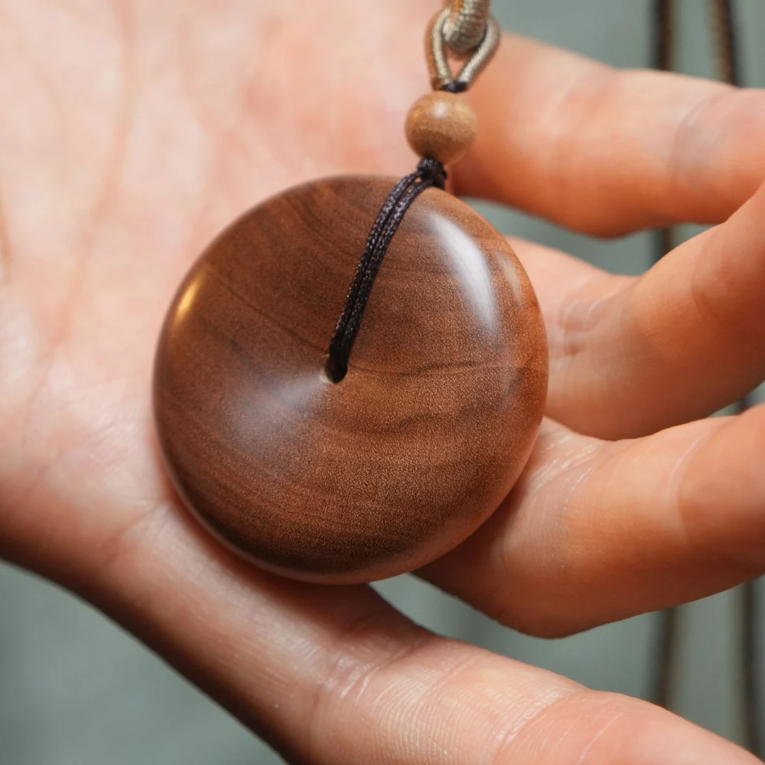 正区印度老山檀 平安扣 黑肉横纹 老料 香韵迷人 3.5x1cm