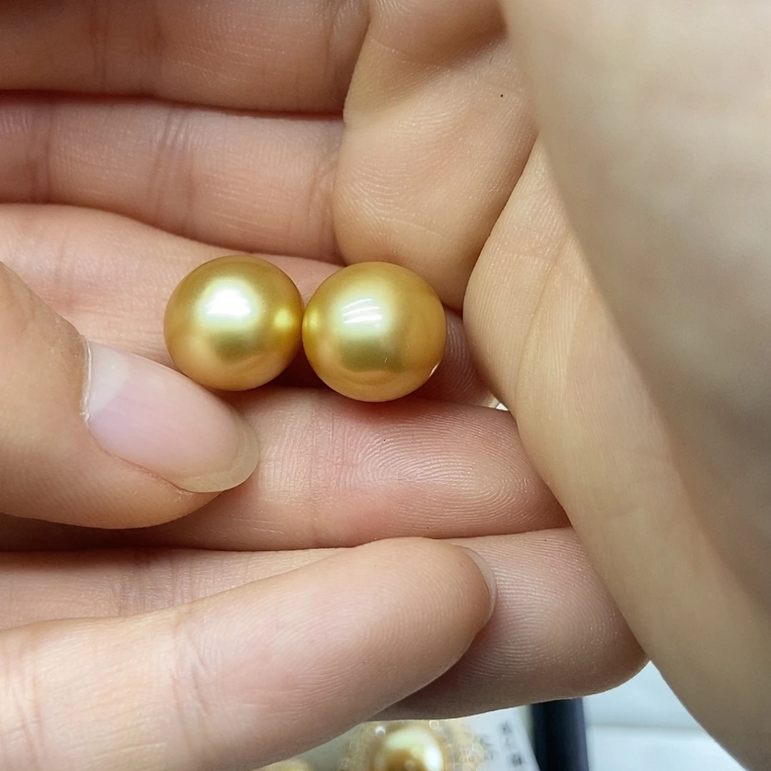 海水珍珠18K金镶嵌耳饰