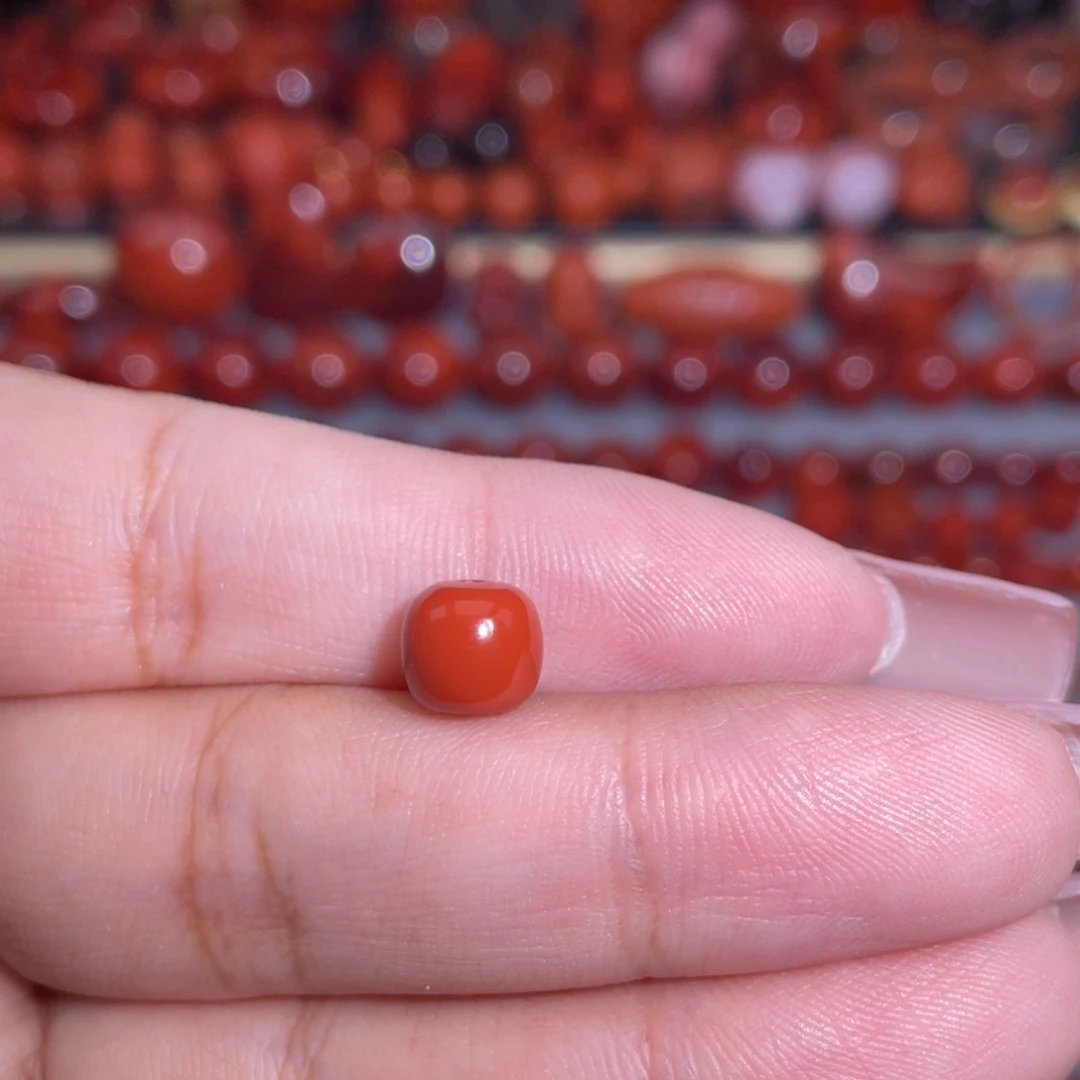 Y***。南红玛瑙未镶嵌老型