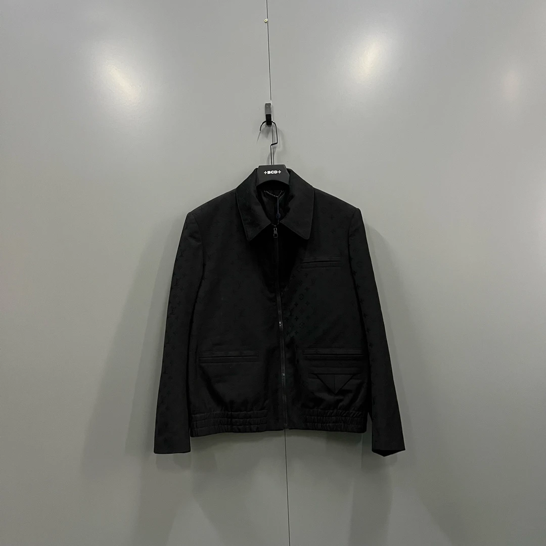 未使用 LouisVuitton/路易威登 (ll) 满印老花夹克 56码019820