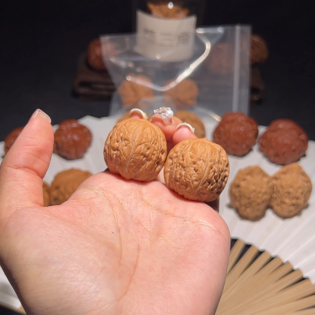 文玩核桃吊坠34+舍利