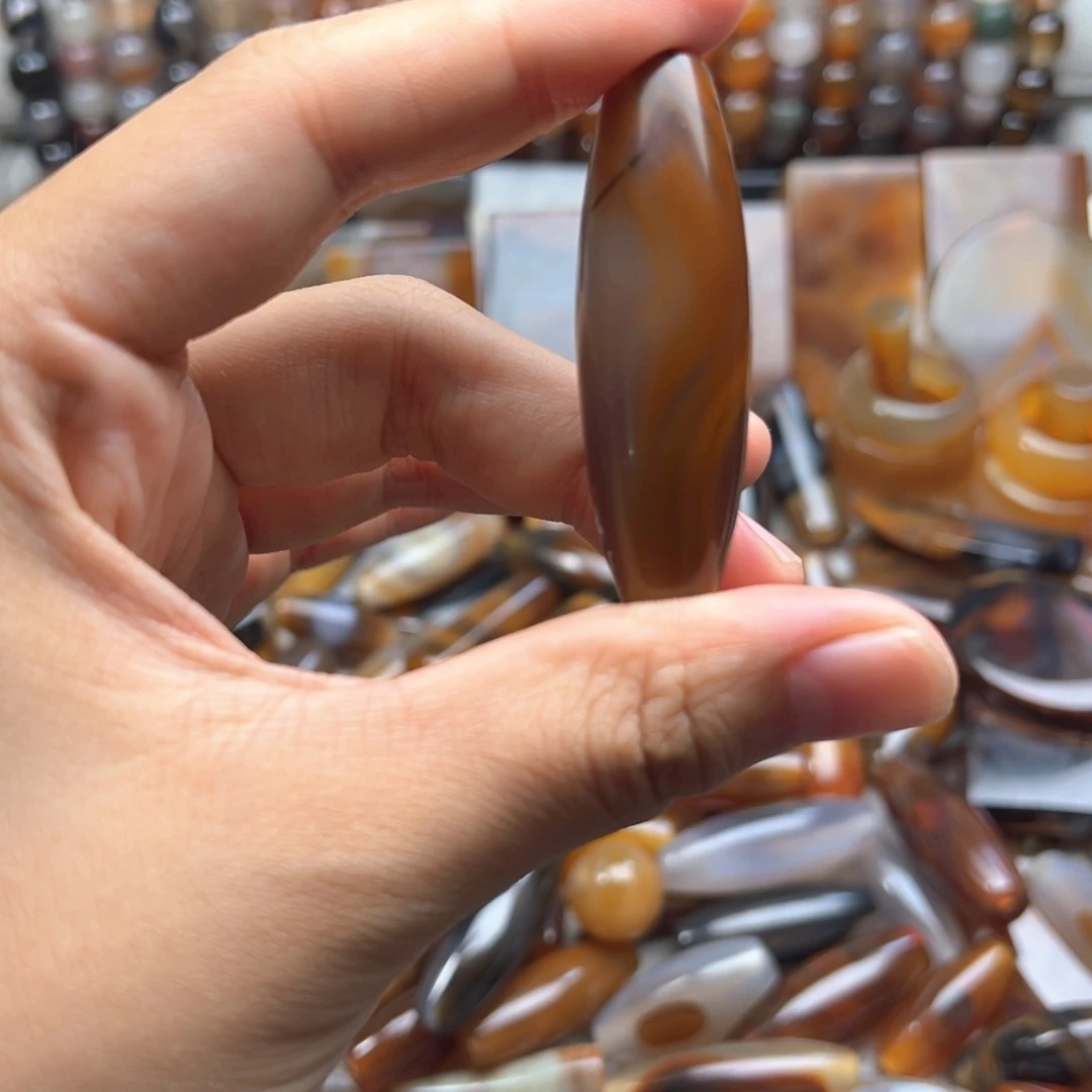 未镶嵌玛瑙/玉髓珠宝奇石