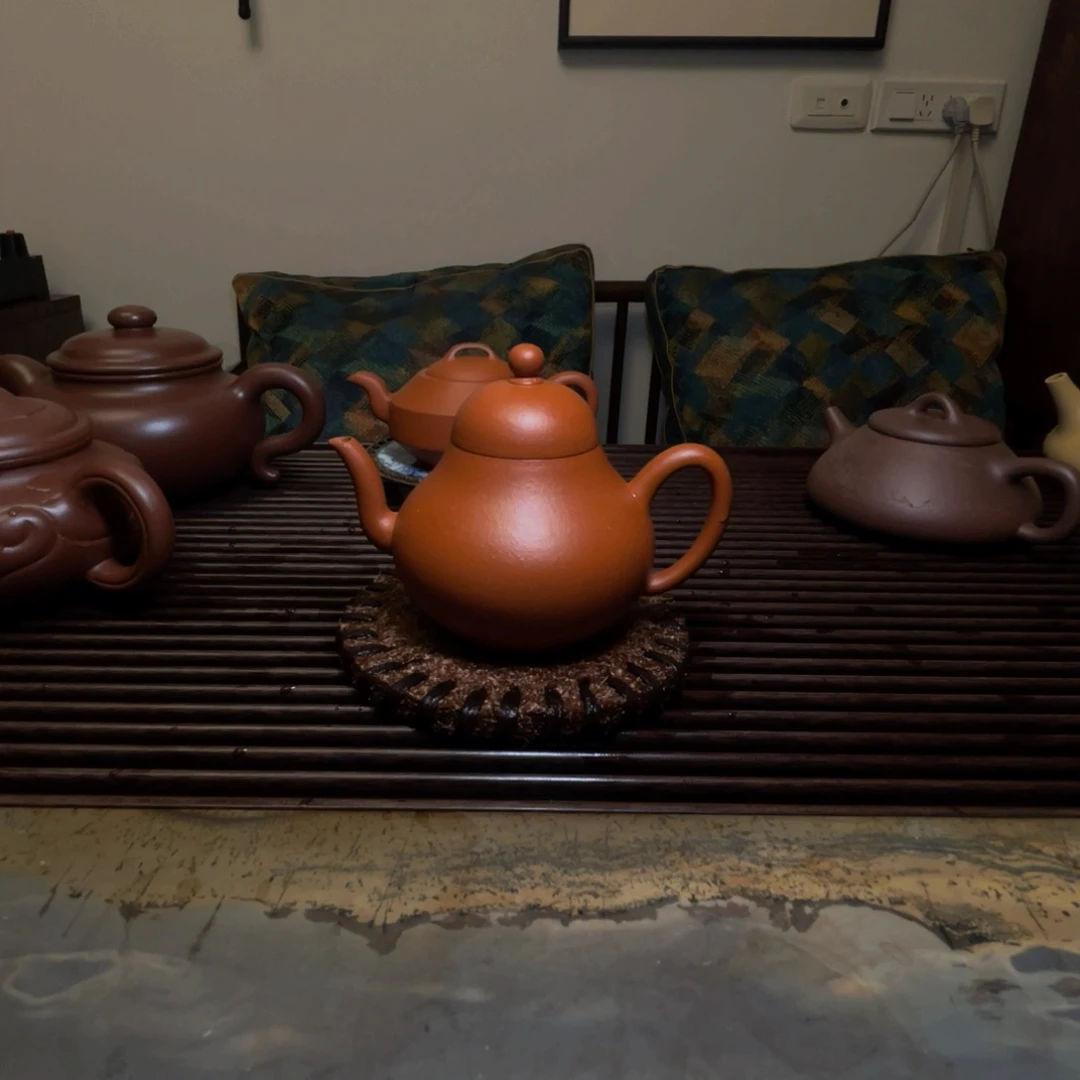小***人茶壶紫砂紫砂艺术学院