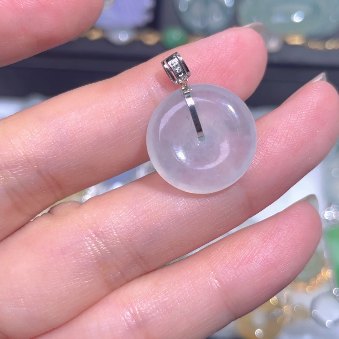 颈饰18K金镶嵌翡翠翡翠