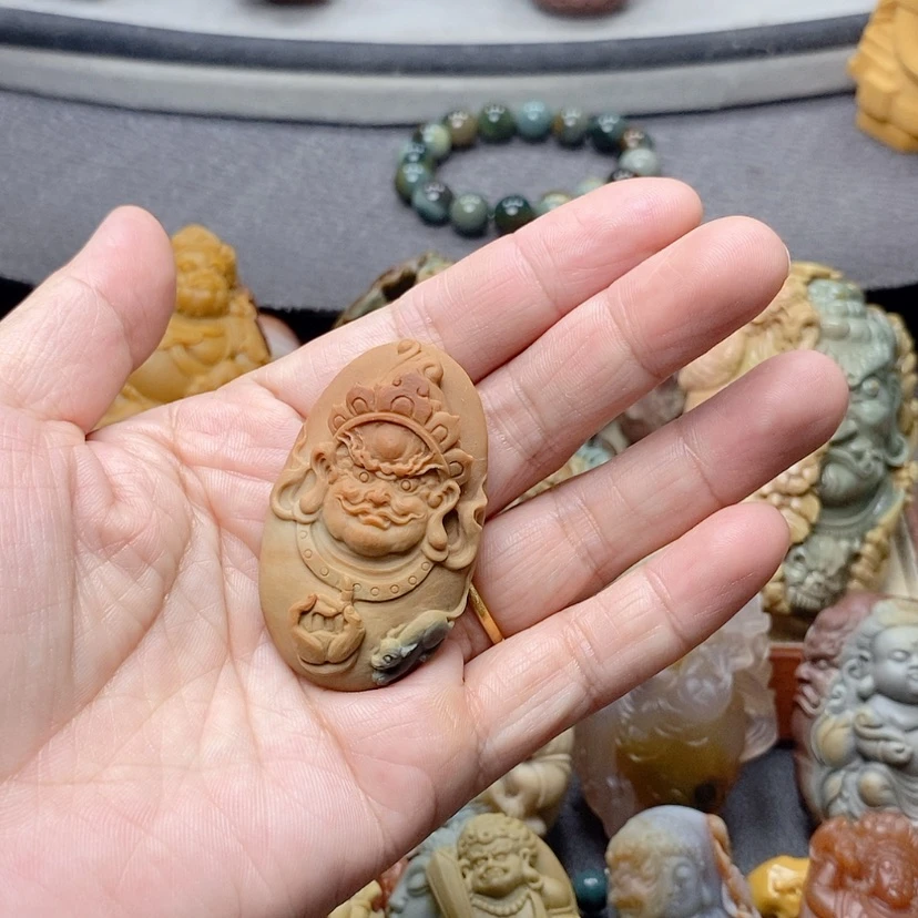 【闪购商品】定制石英质玉吊坠未镶嵌