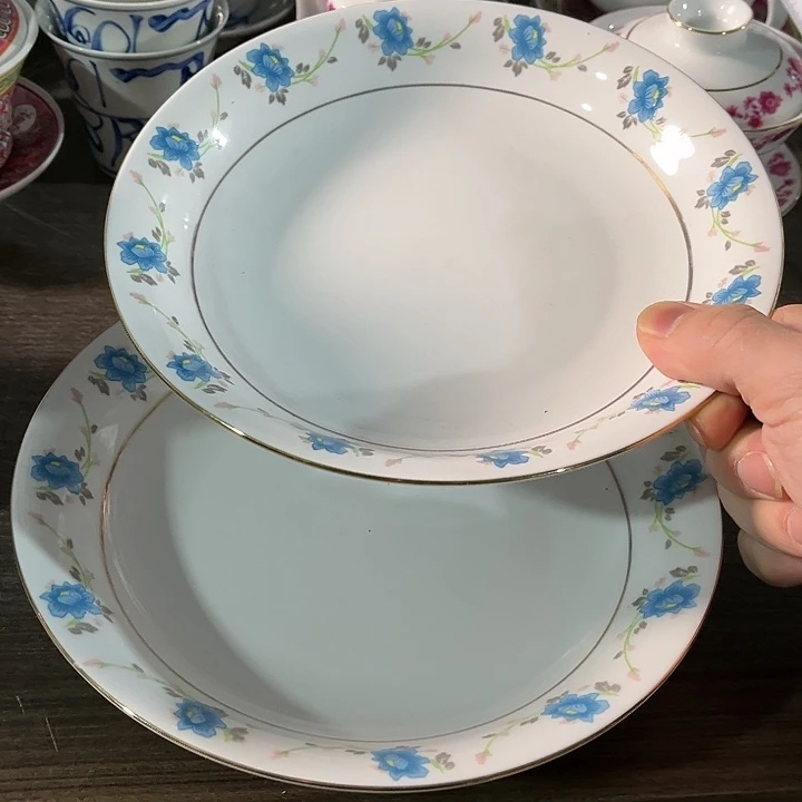 瓷片//////直径20.5厘米。2个。