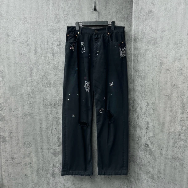 未使用 Balenciaga/巴黎世家 破坏水钻涂鸦Logo牛仔裤/WK331/L码