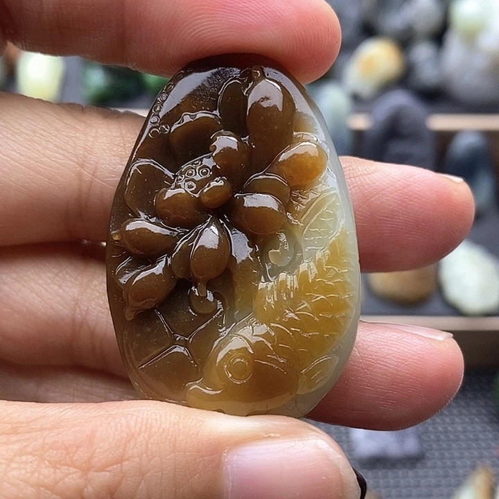 颈饰未镶嵌和田玉（糖玉）?**?