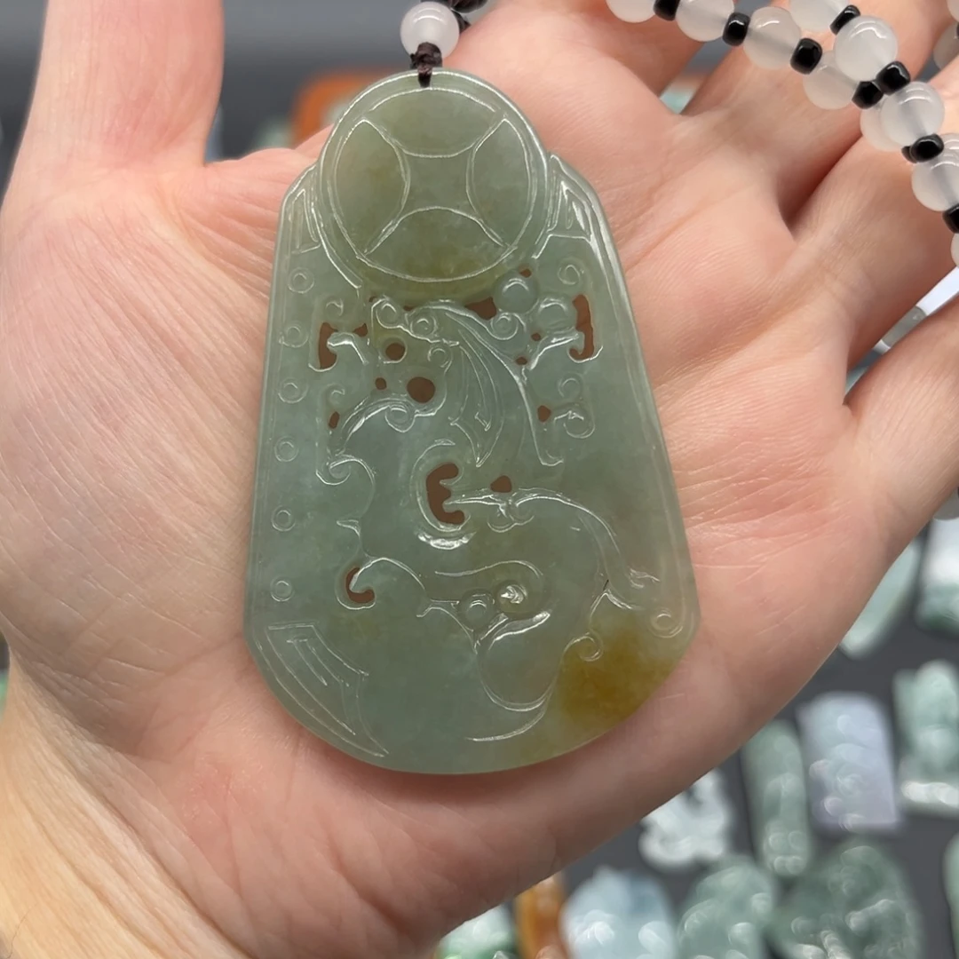 颈饰未镶嵌翡翠仿古龙