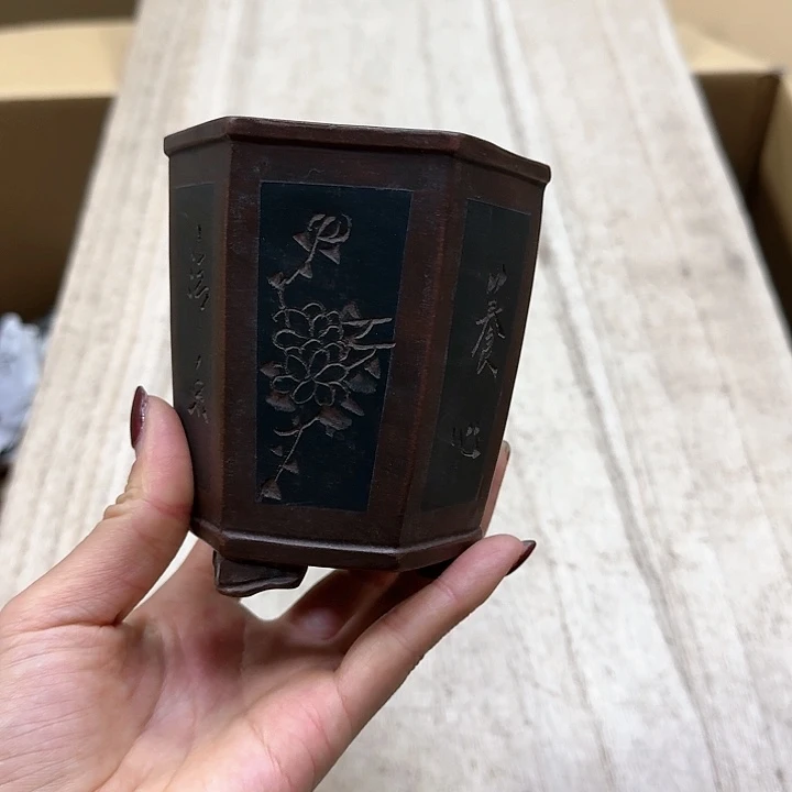 瓷片噗哈哈哈哈哈哈哈哈哈
