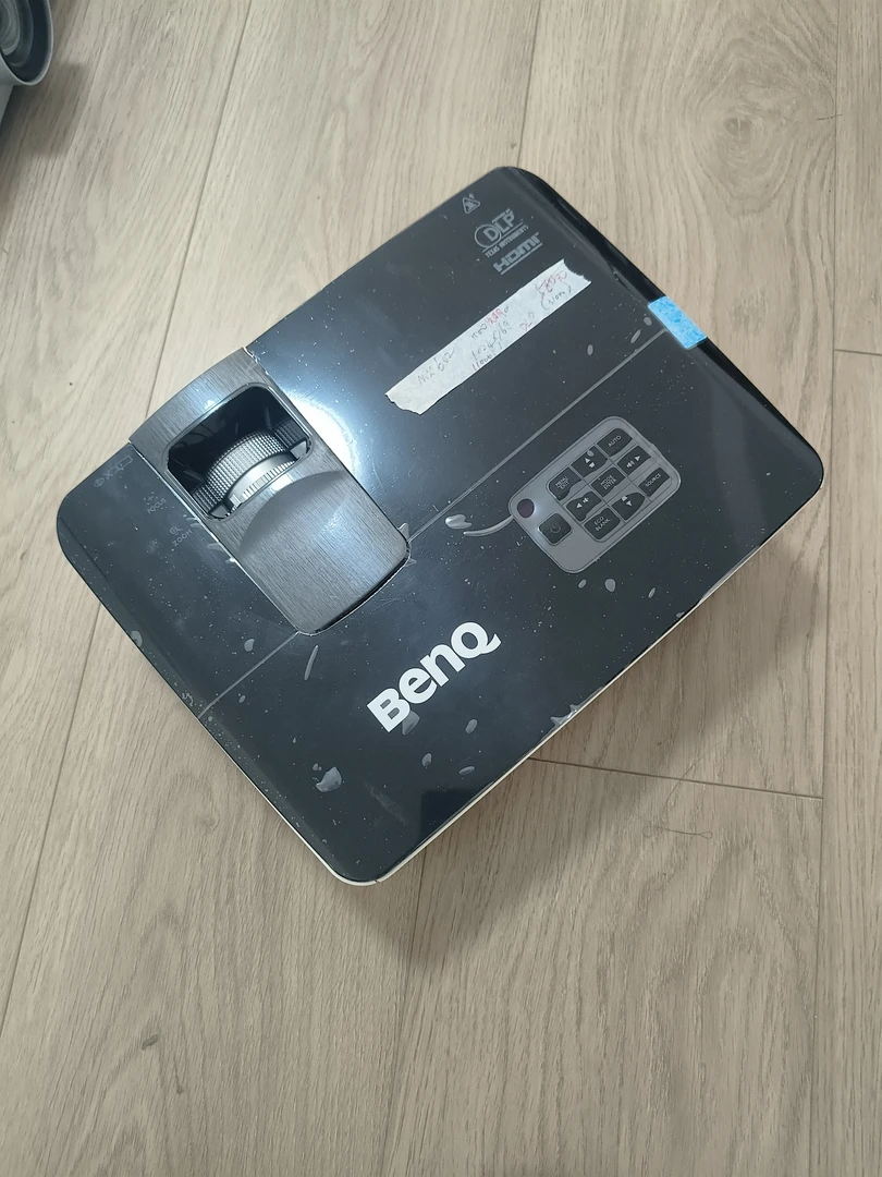 9新  运费到付，特价机，明基mx602长焦投影，3500流明，11000:1