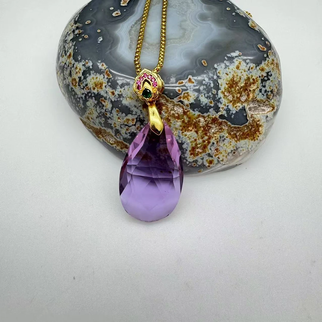 骥D097紫色吊坠 新款时尚百搭男女款 多样性发其一