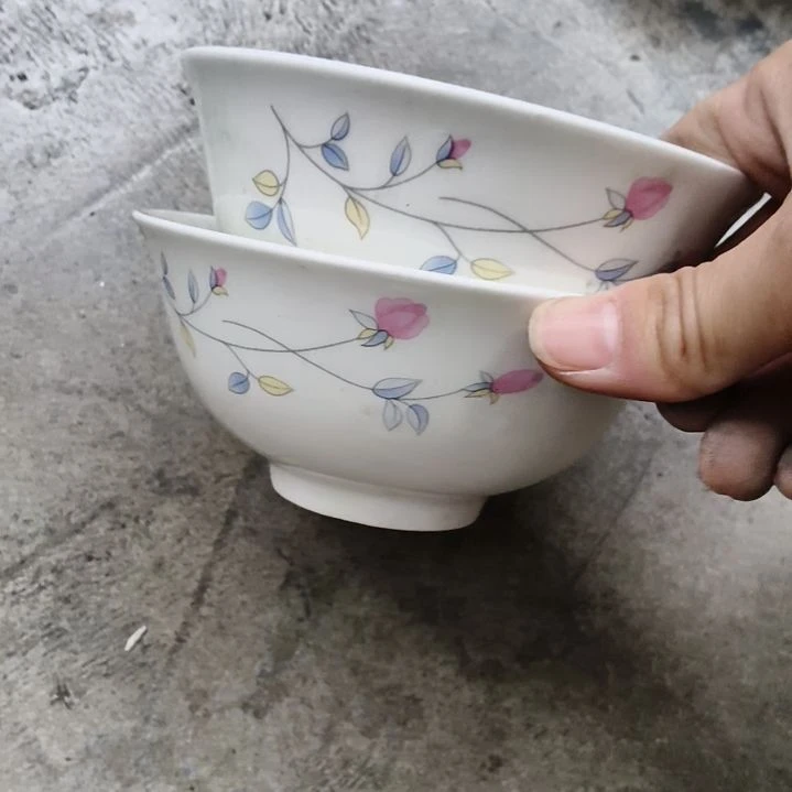 陶瓷盘子碗啥都有了