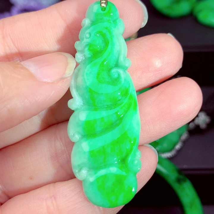 翡翠未镶嵌吊坠(不含链)