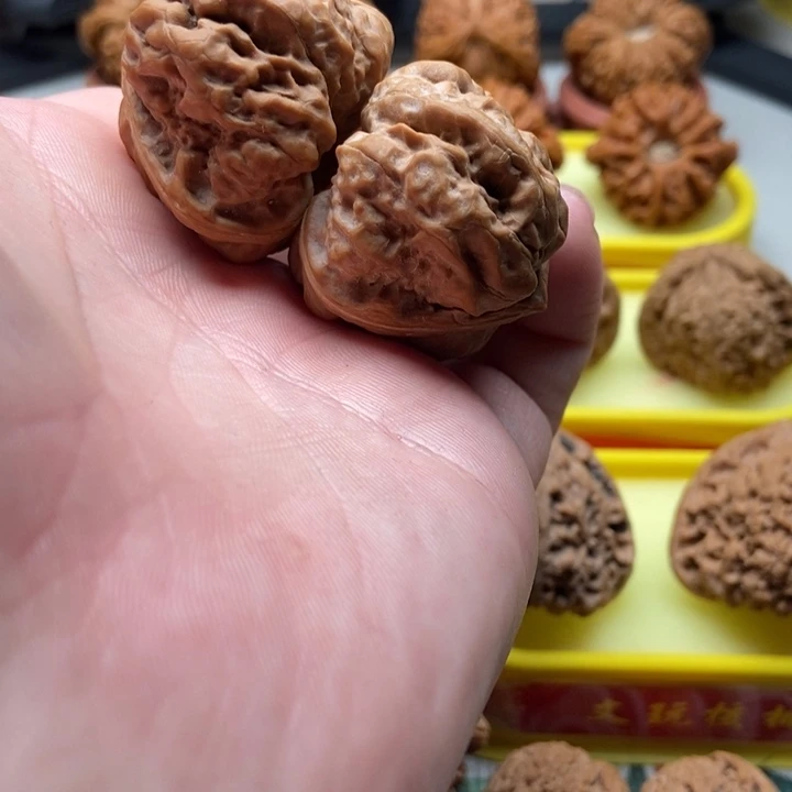 文玩核桃吊坠三角蛙