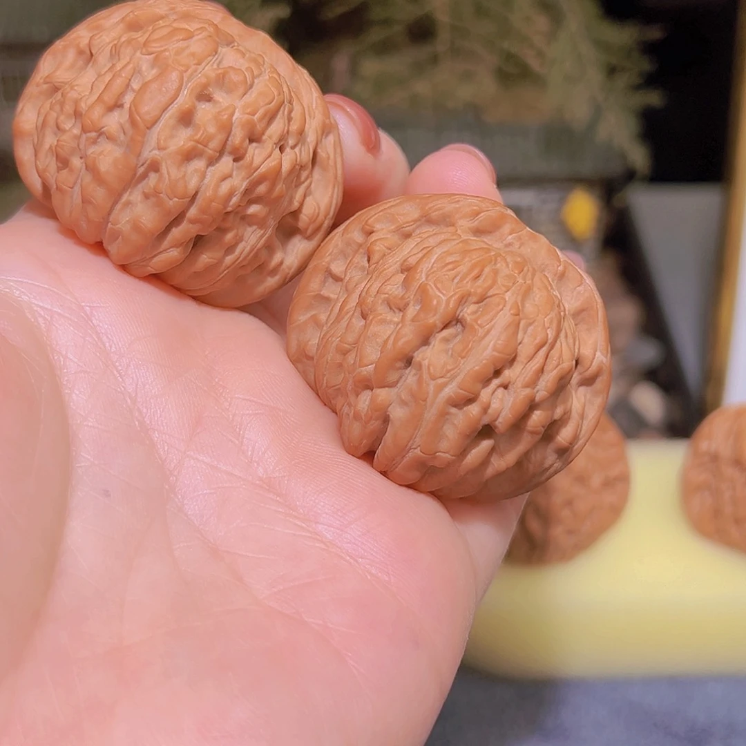 文玩核桃吊坠沉**渡汉高楼41+