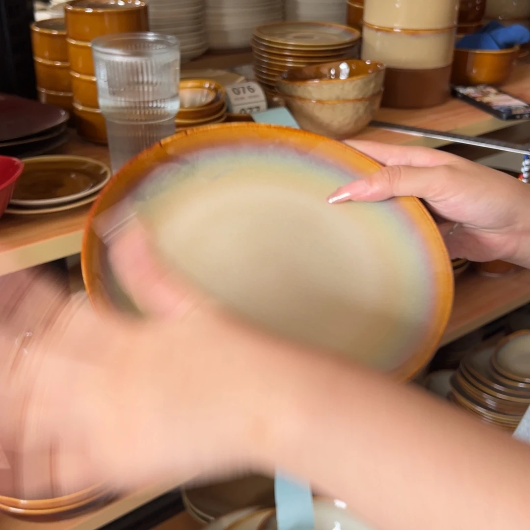 新骨瓷067微瑕曼谷棕8.5寸菜盘