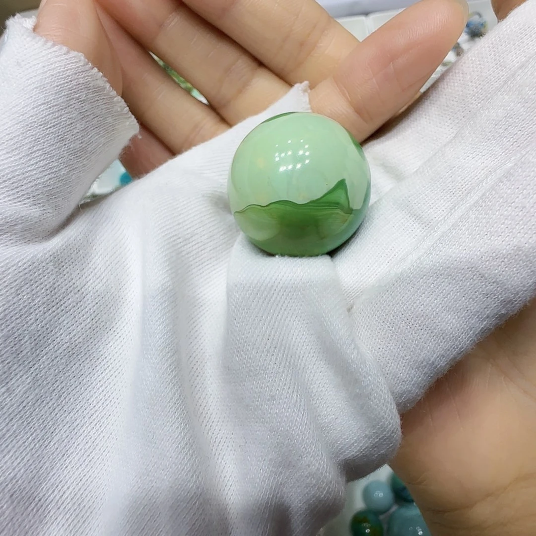 未镶嵌绿松石原矿绿松石