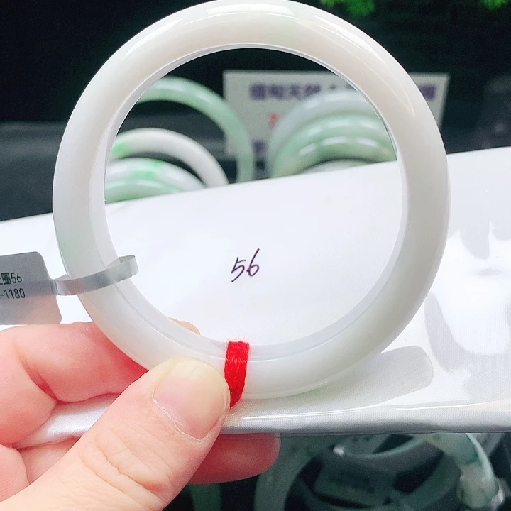 翡翠未镶嵌手镯25