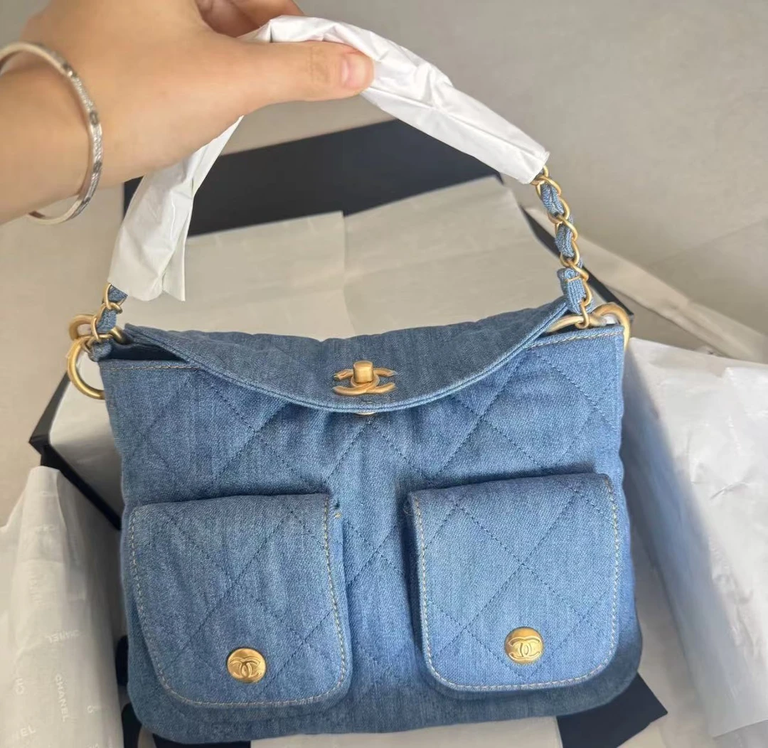 未使用 Chanel/香奈儿 25P牛仔hobo包 大号 30cm 12009365