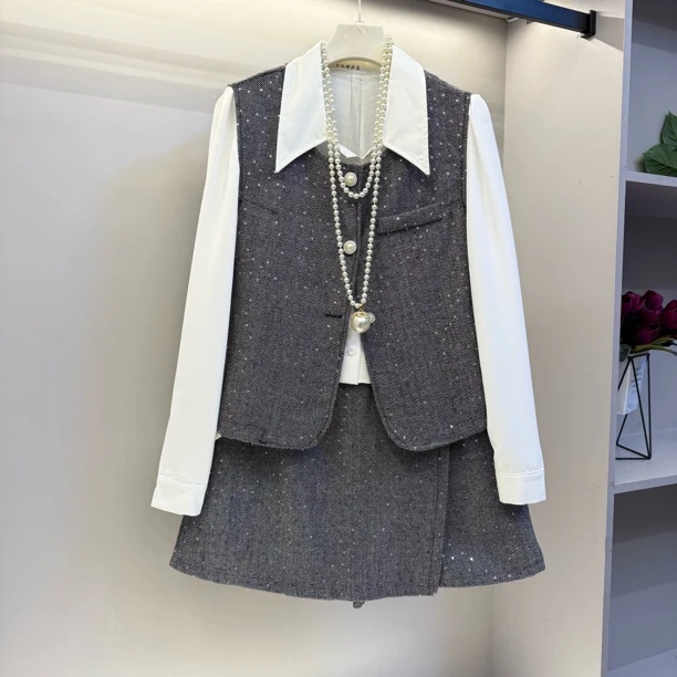 早春新款时尚洋气衬衫马夹短裙裙三件套套装