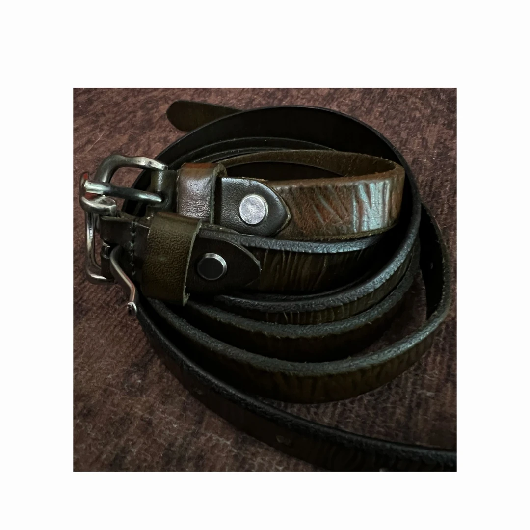 《含羞草》皮带时尚百搭休闲女士黑色真皮复古潮流高档简约